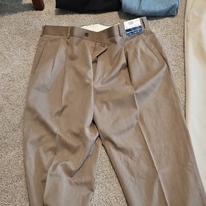 Louis Raphael Men's Tan Dress Pants